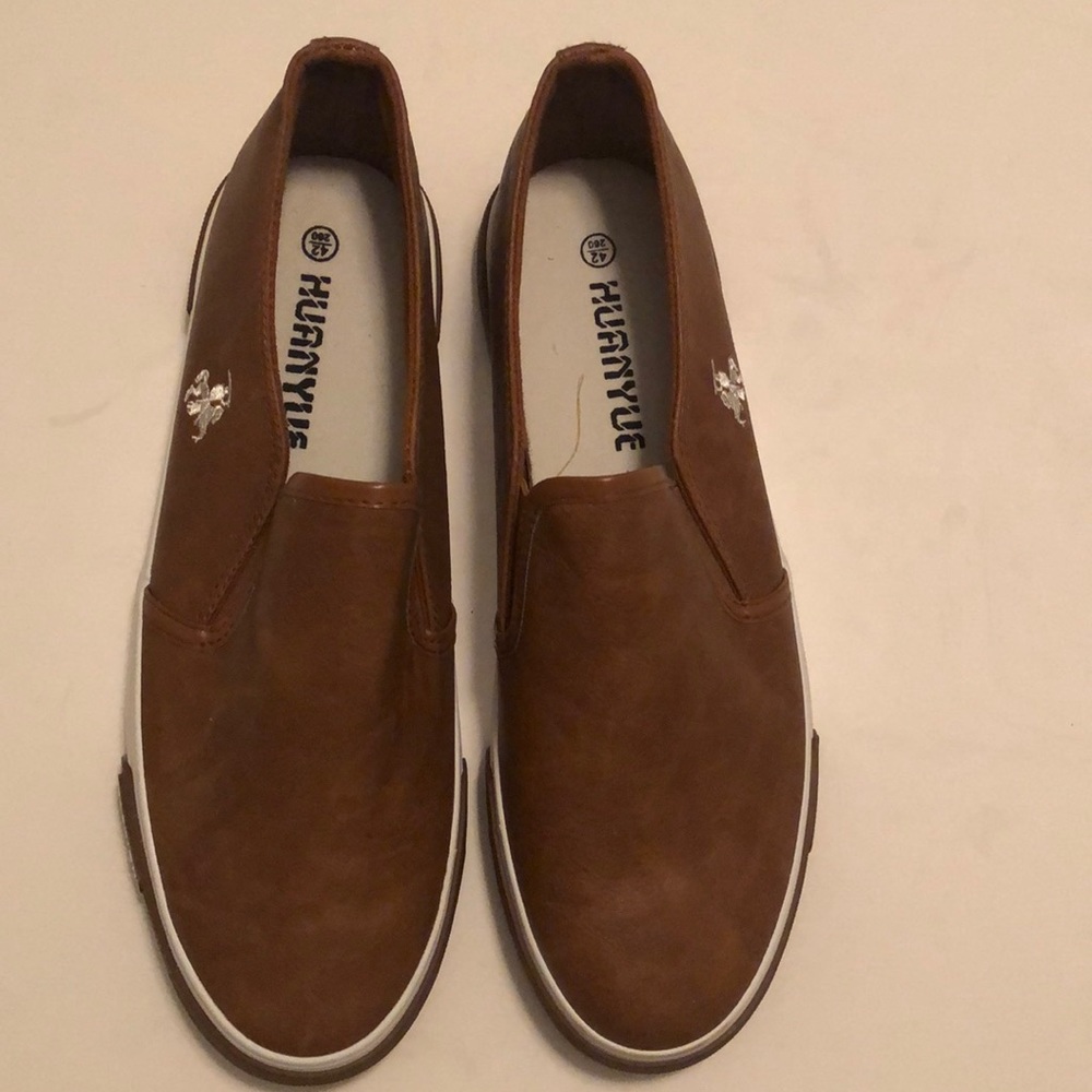 New Men’s Boat Shoe skateboarding Size 9